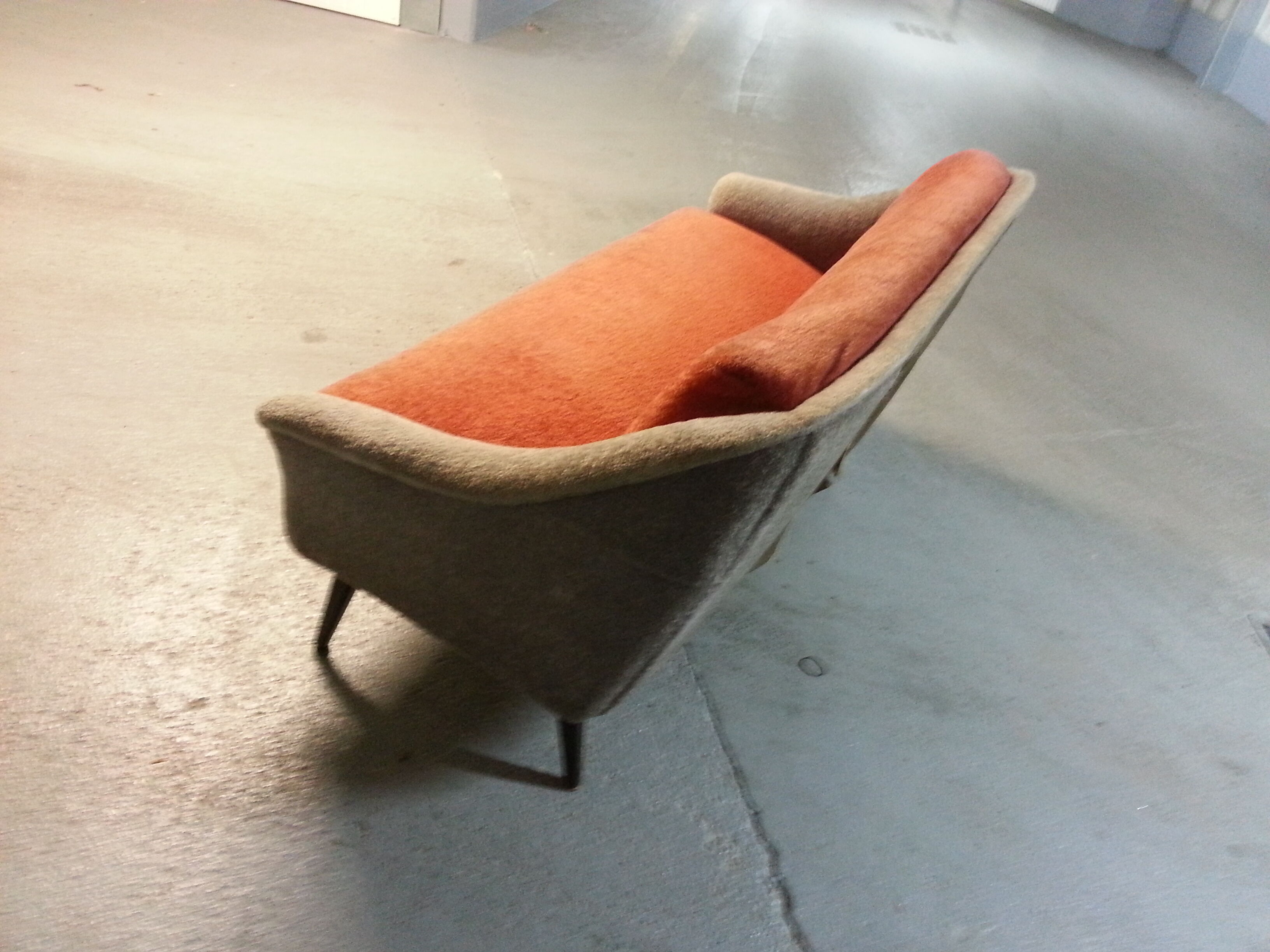 Canapé Organique bi color année 50 60