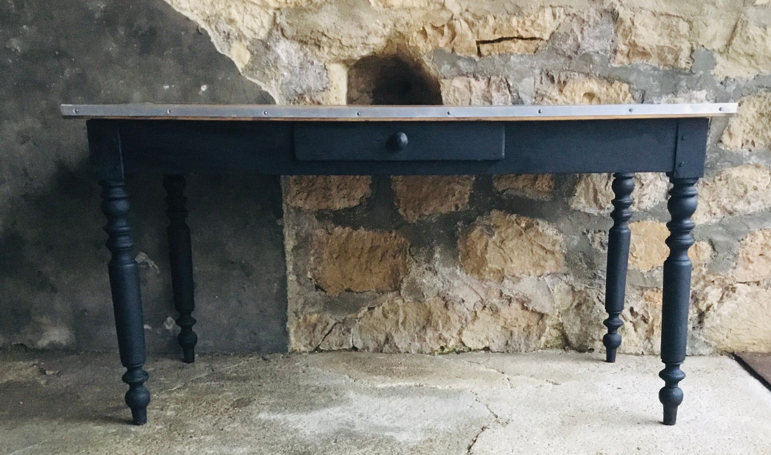 Black pietement farm table - metal strapping - turned feet - 20th century