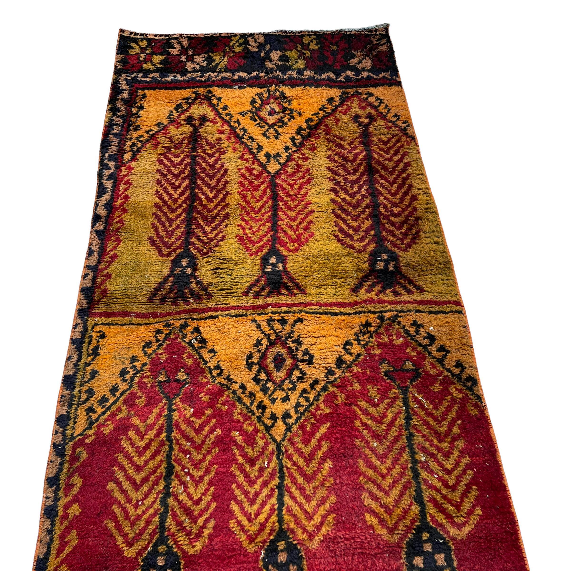 Vintage turkish rug runner, 320 x 90 cm