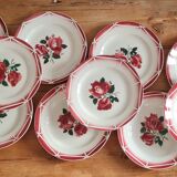 Service of 10 plates in Digoin earthenware