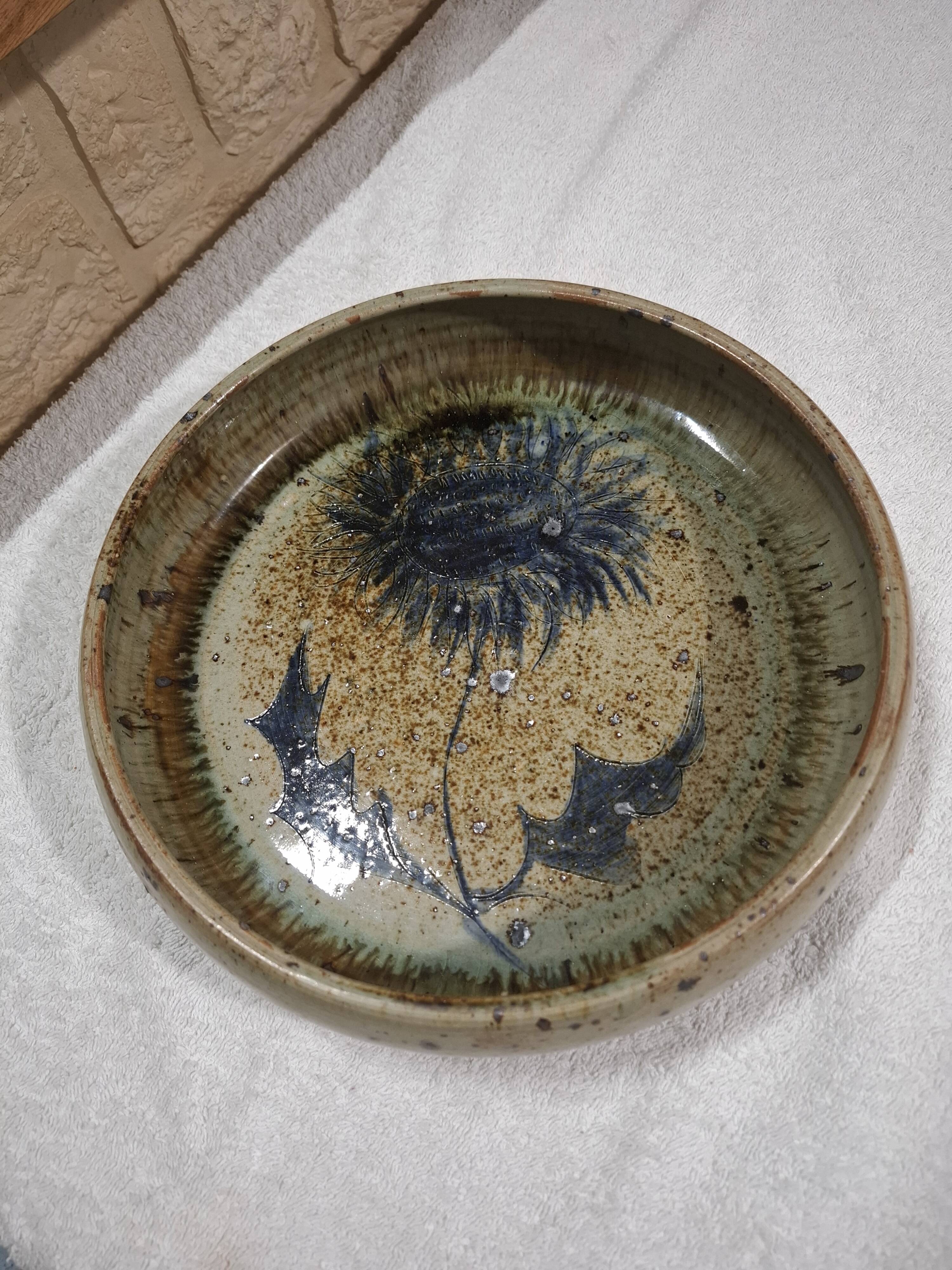 Pyrite stoneware ceramic with thistle decoration signed by Suzanne Dauliach, 1970s.