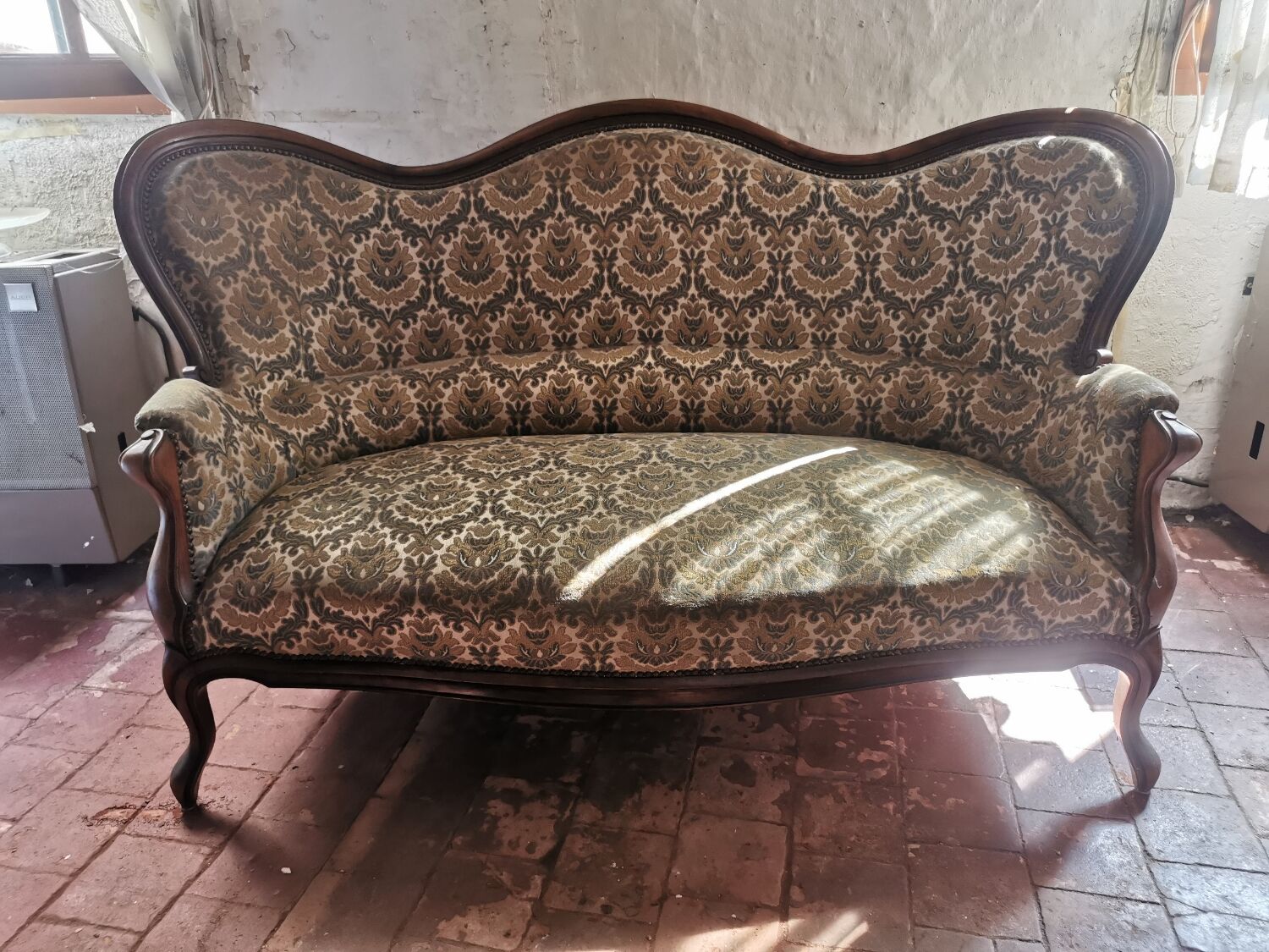 Louis XV bench