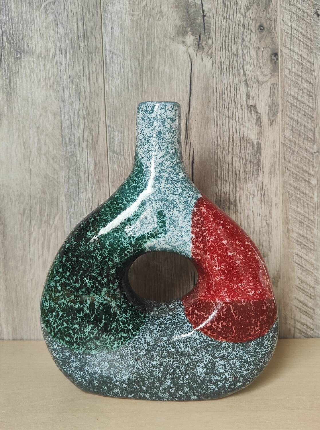Tricolor handmade vase