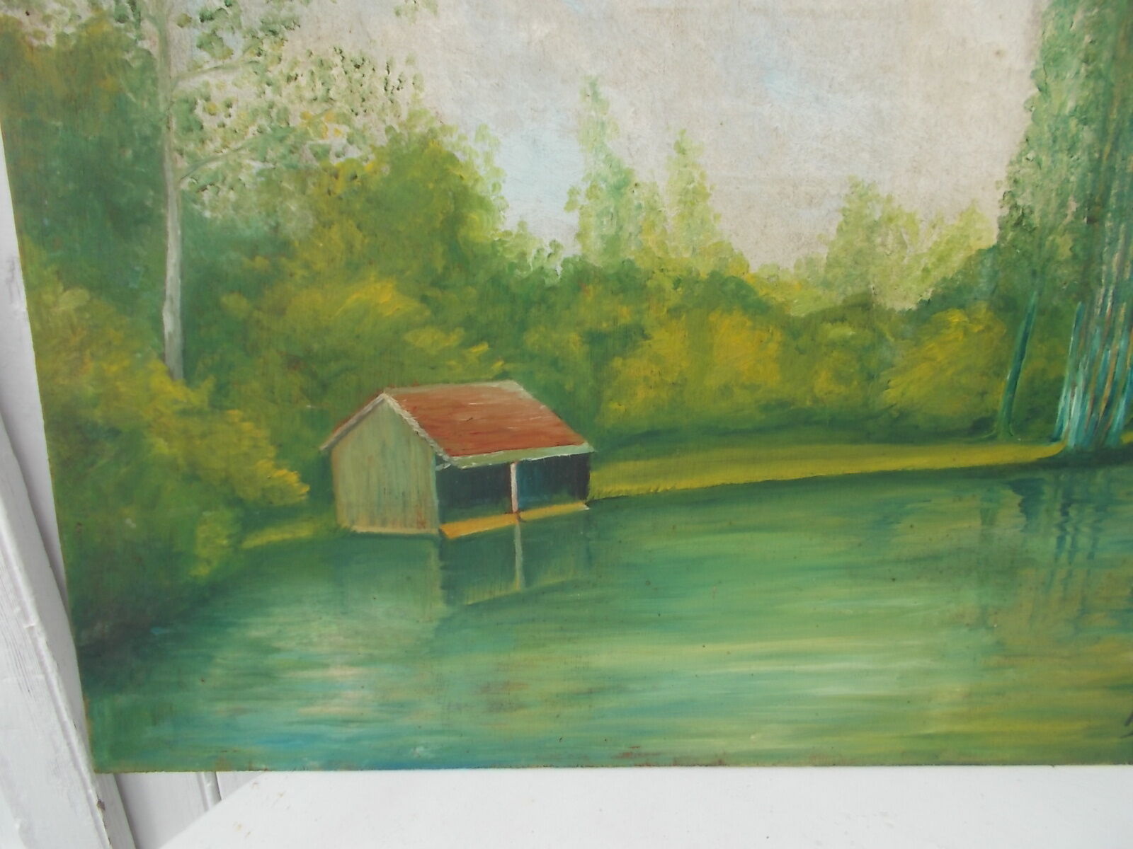 Tableau of a bouquet of flowers on a double-sided wooden panel.