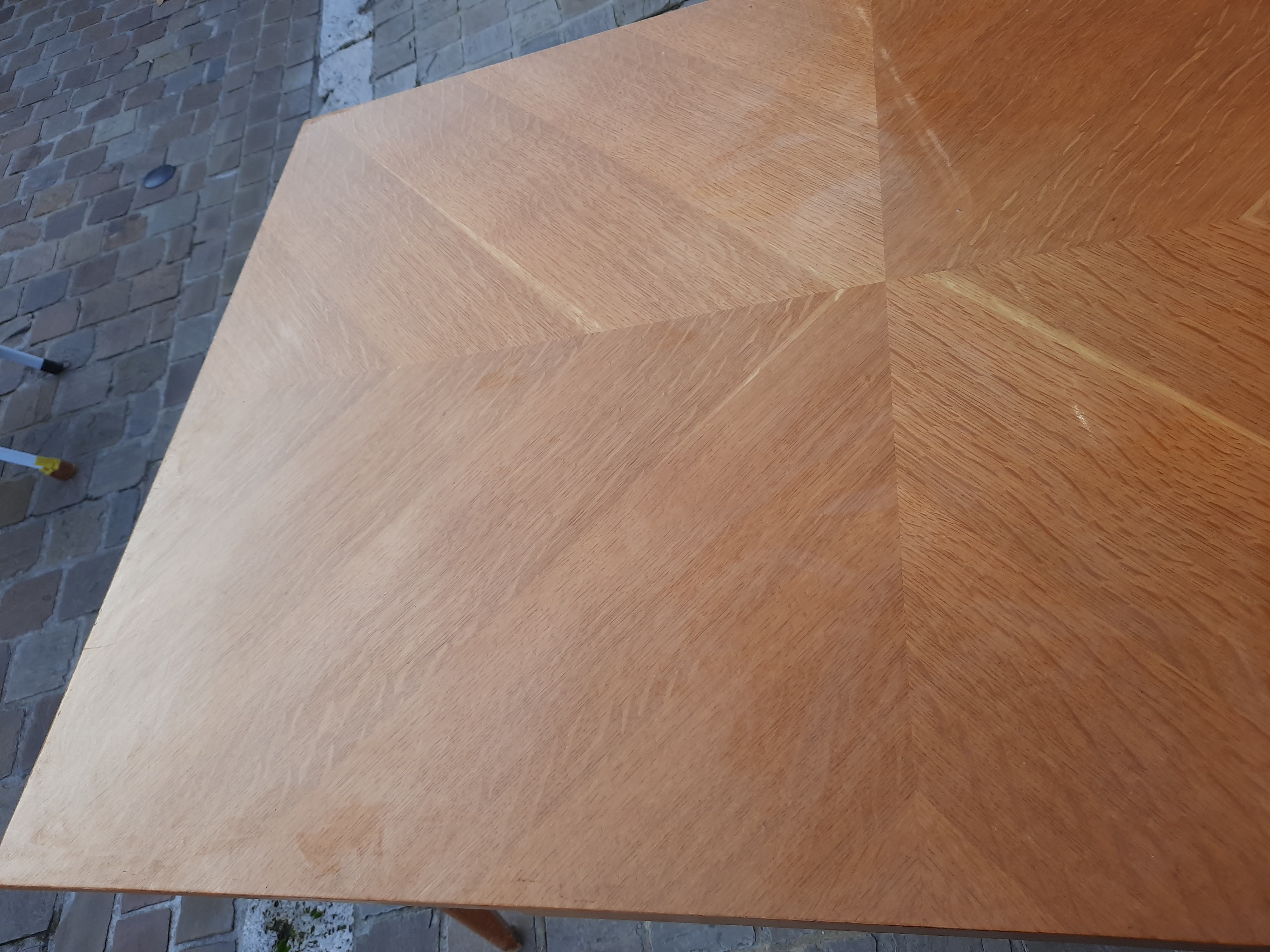 Vintage table foot compass