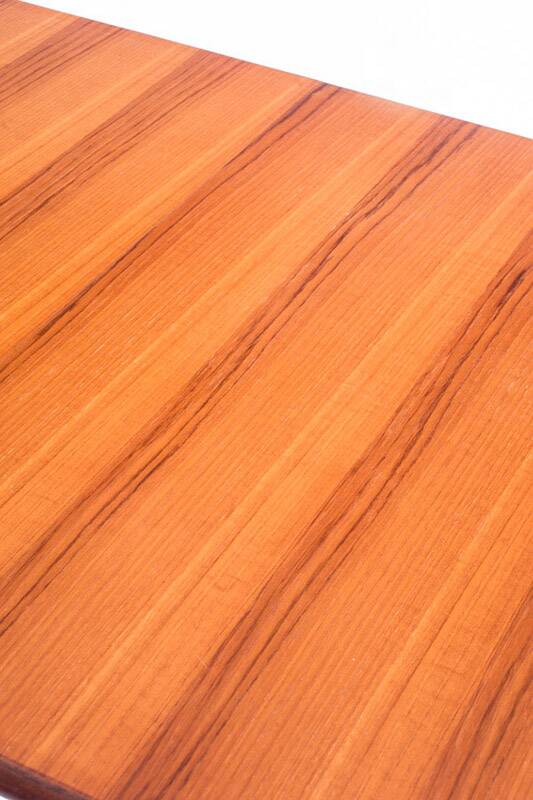 Vintage Scandinavian style table with central extension. Teak wood. France, 1960s