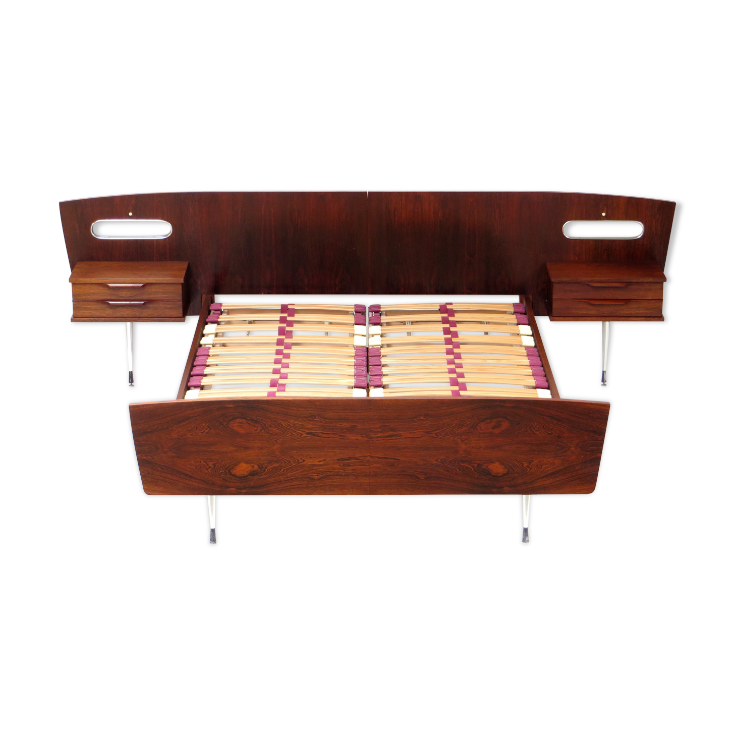 Lit double avec tables de chevet en palissandre de rio de haute qualité, années 1960
