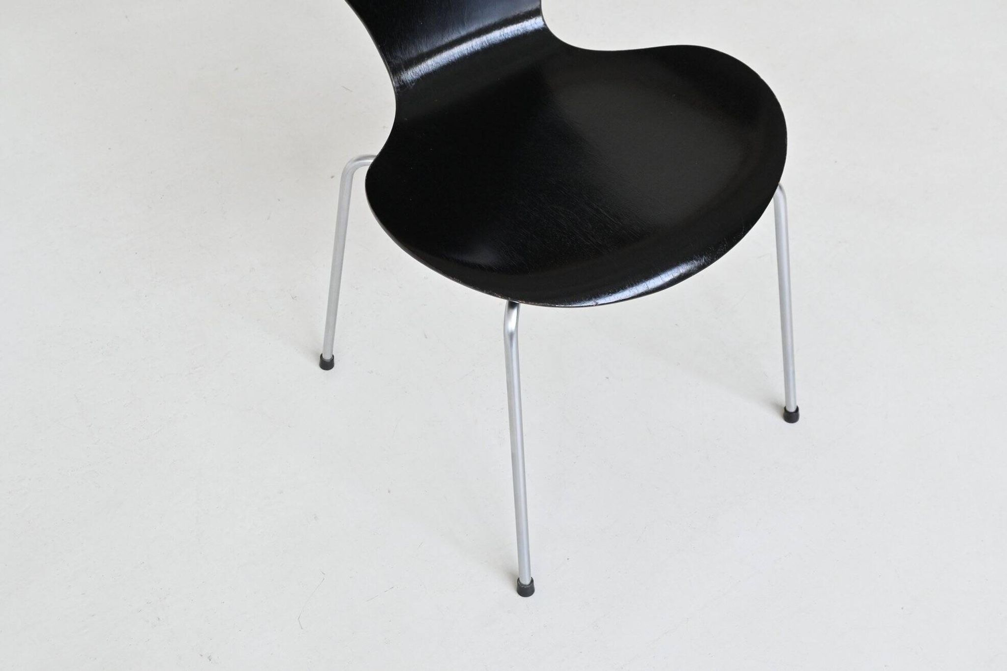 Chaises de salle à manger 'Butterfly' Arne Jacobsen 3107 Fritz Hansen Danemark 1967