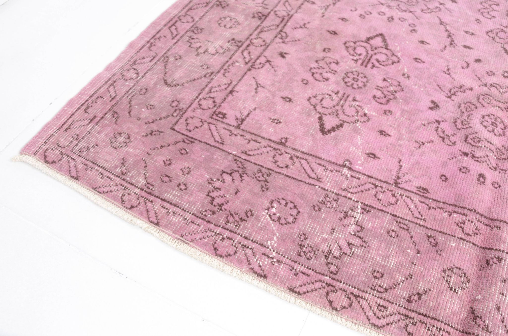 Tapis vintage anatolien rose sku 2536