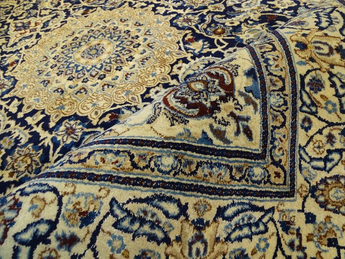 Naïn laine persian carpet - silk circa 1980