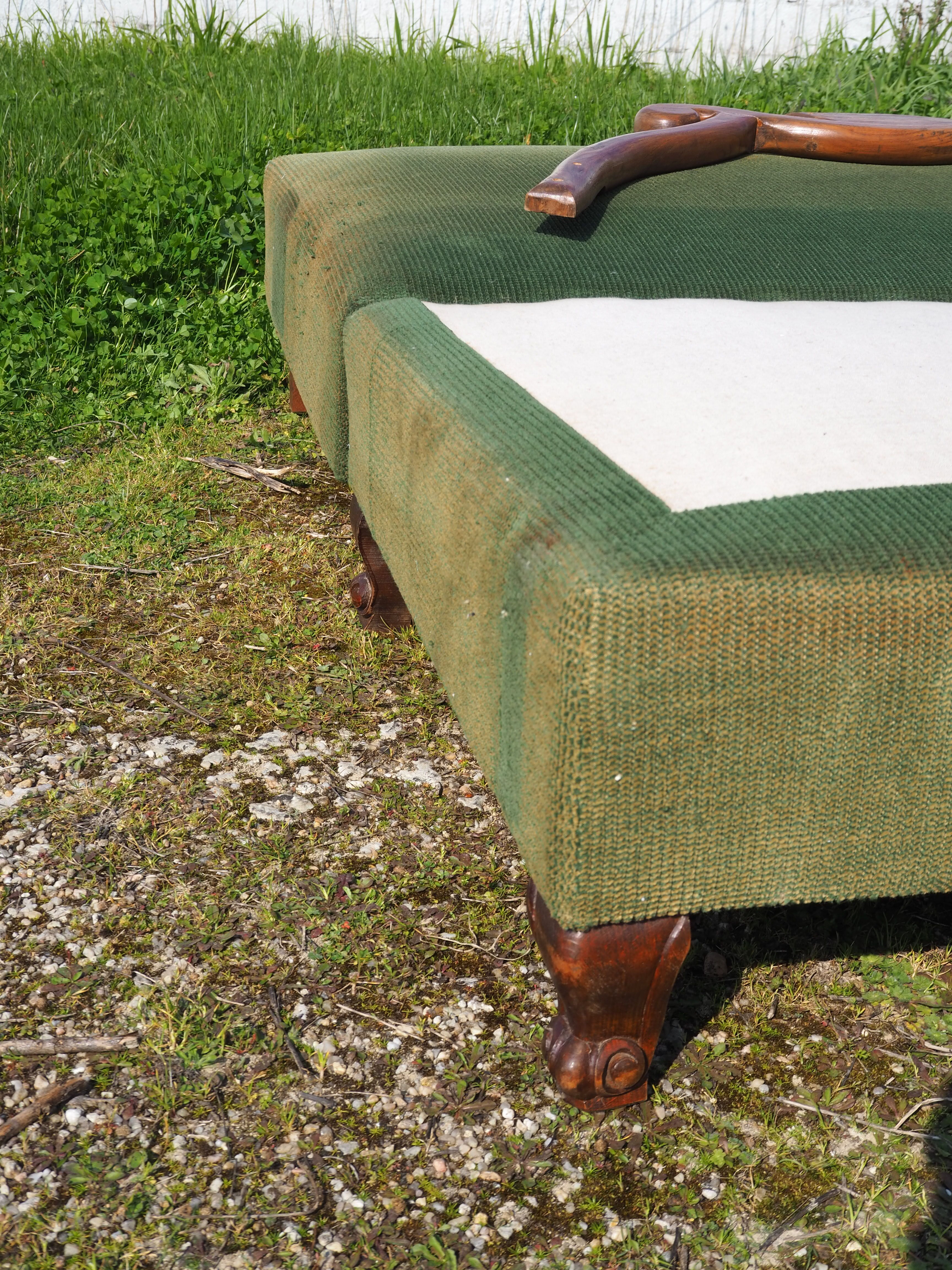Louis XIII Style Convertible Sofa Sheep Bones