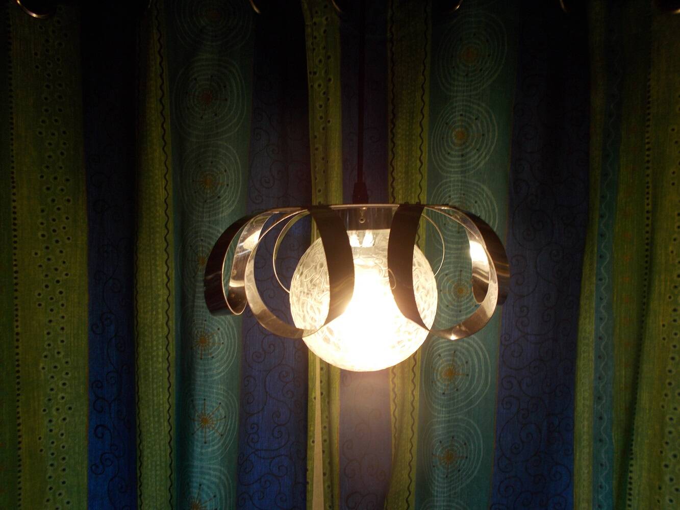 Glass and chrome metal pendant light from the 70s