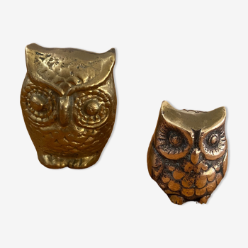 2 brass owls
