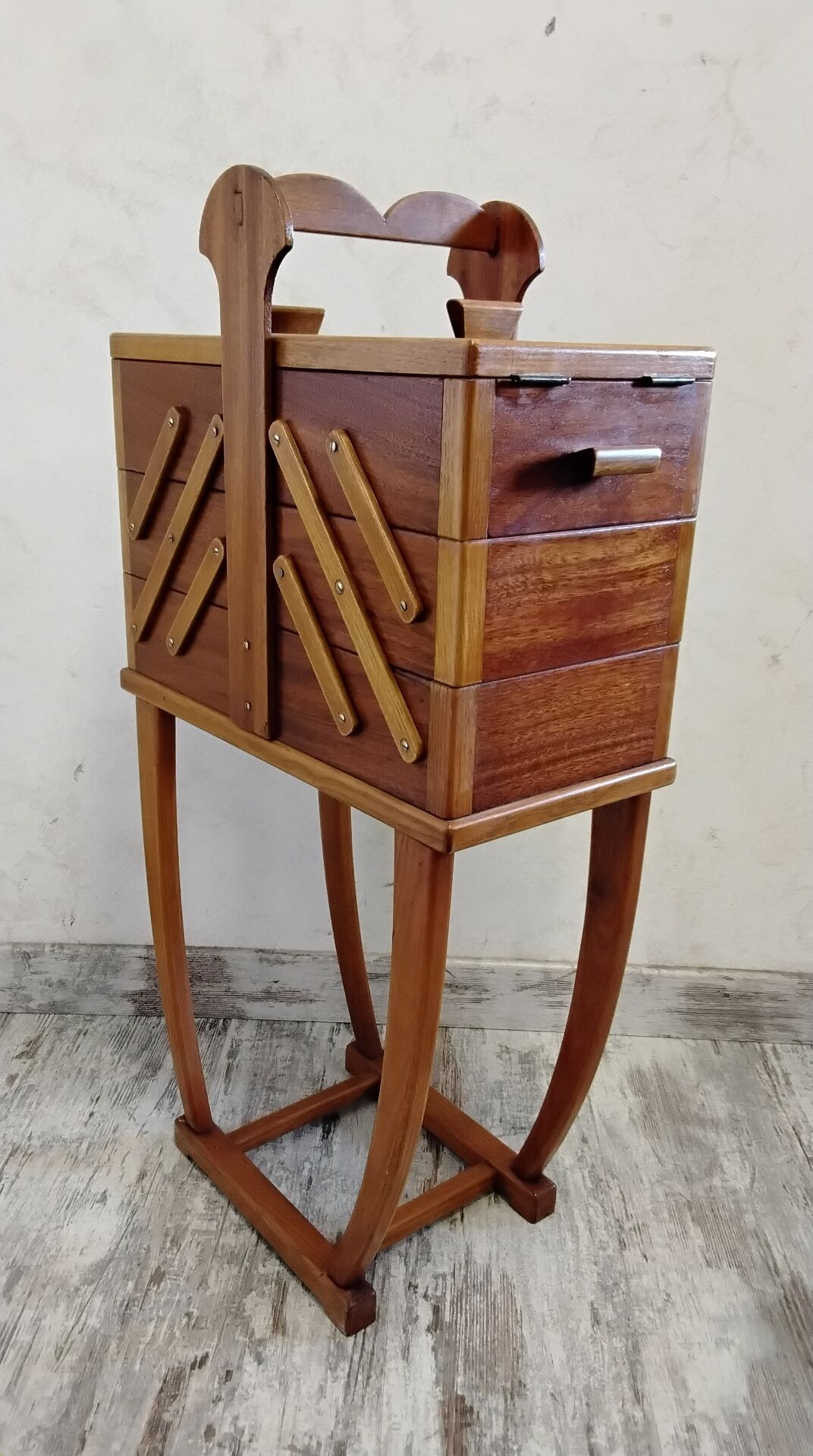 Art Deco Worker
