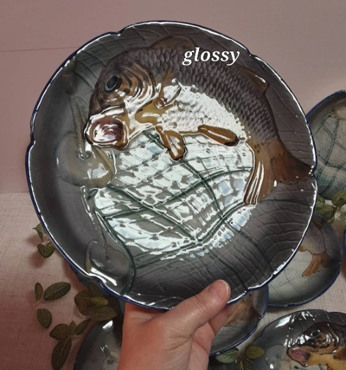 Vintage fish plate service