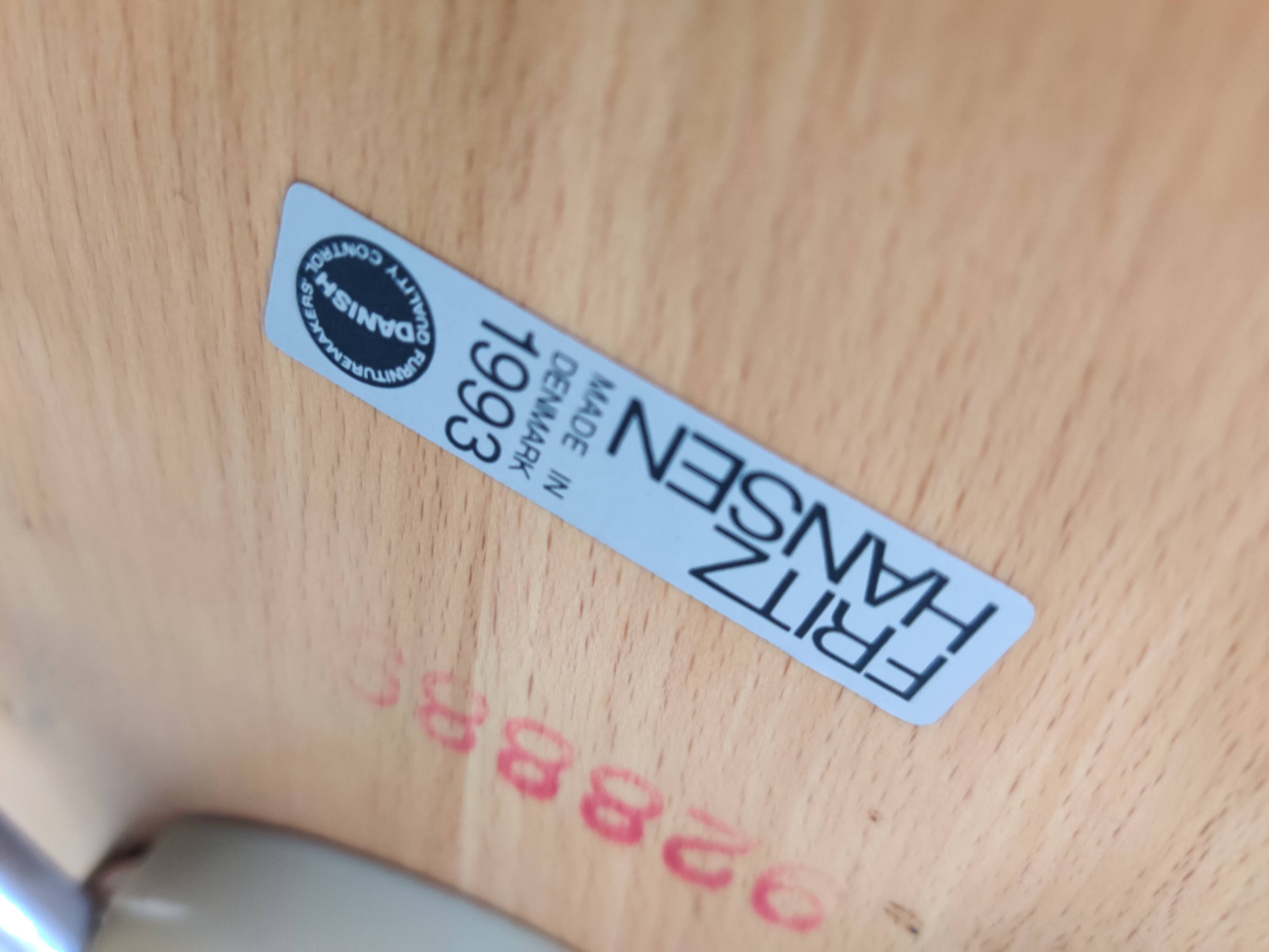 6 chairs series 7 by Arne Jacobsen for Fritz Hansen