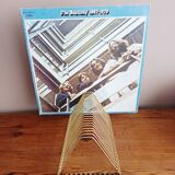 Metal 45 RPM vinyl records range