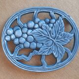 Cast iron trivet