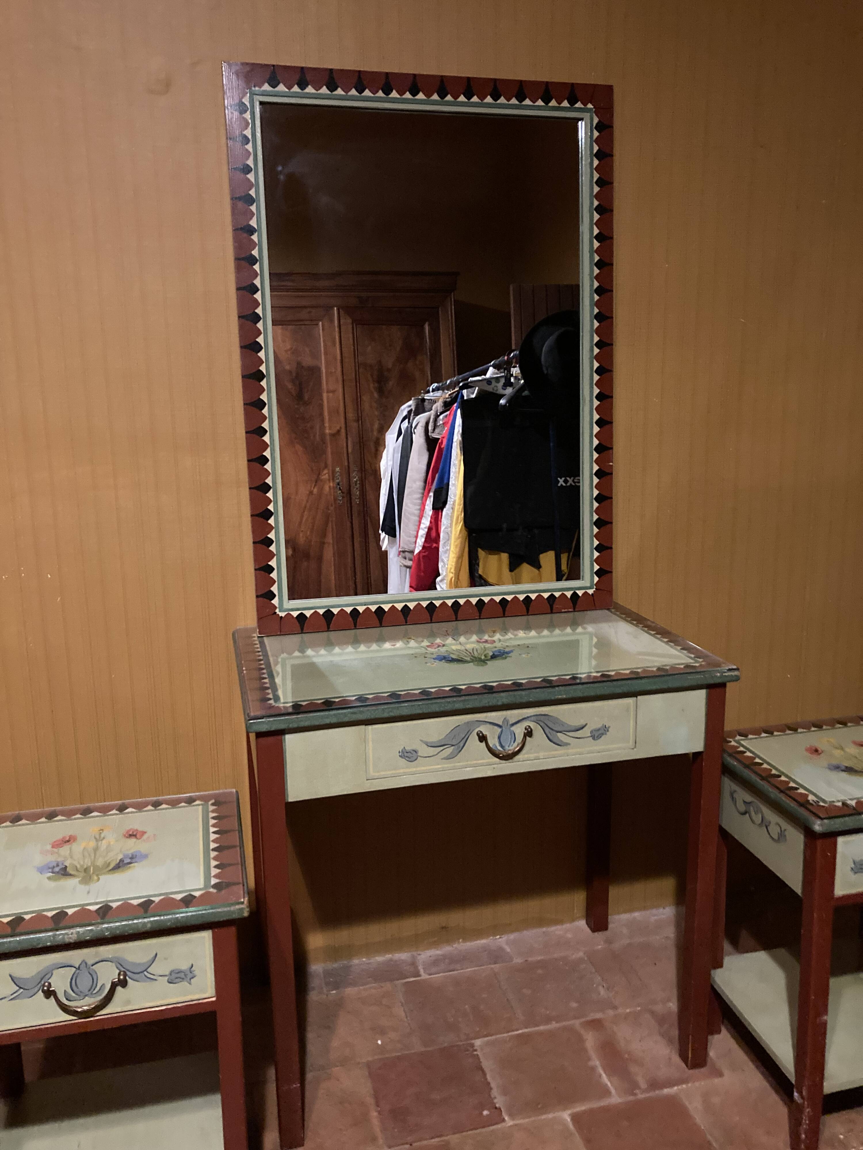 Antique Swiss hand-painted hairdresser