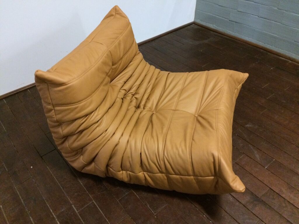 Togo sofa set model designed by Michel Ducaroy 1973