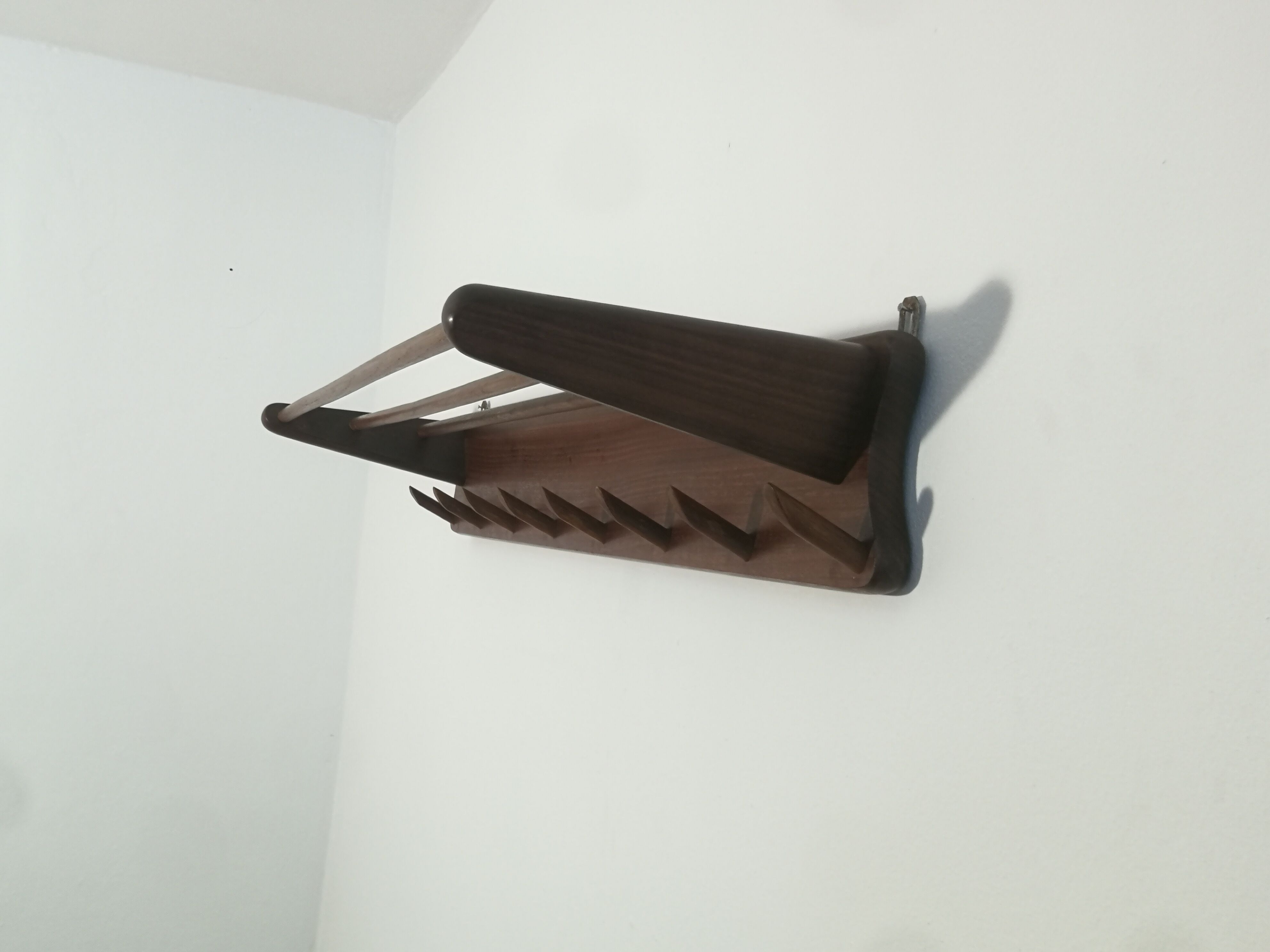 Wall coat holder