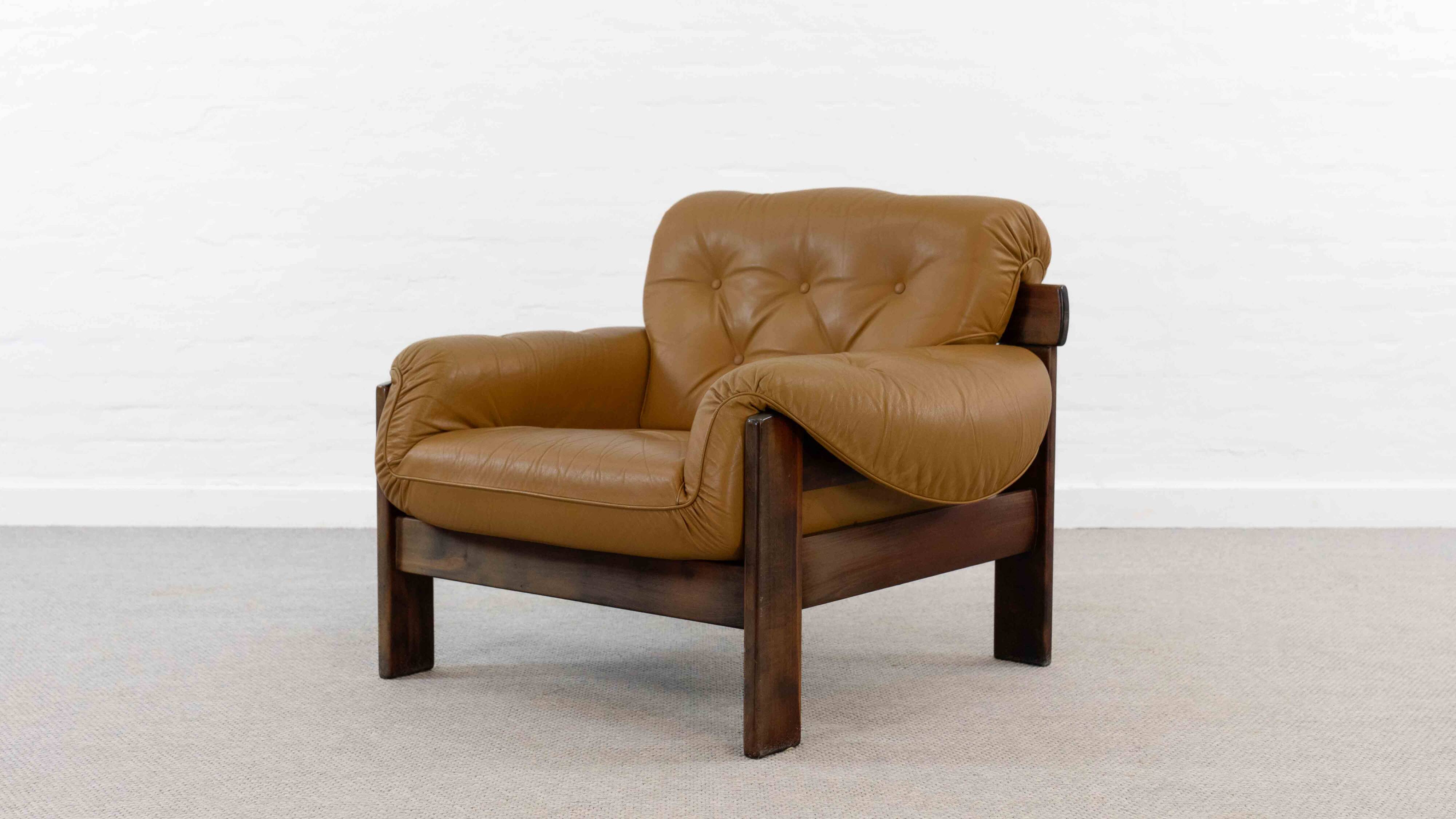 Brazilian Style Leather Seating Group