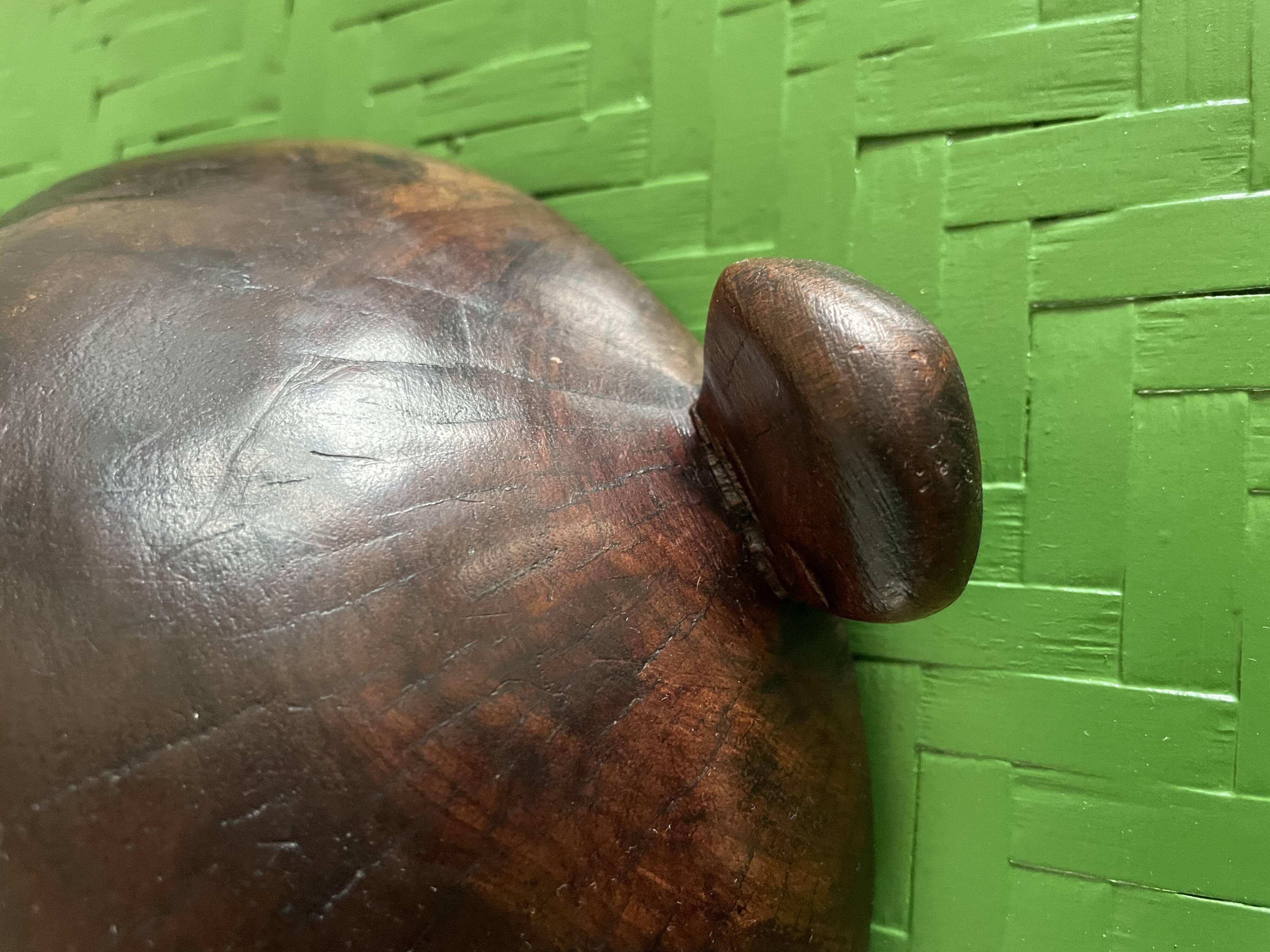 Old Bamoun wooden cup