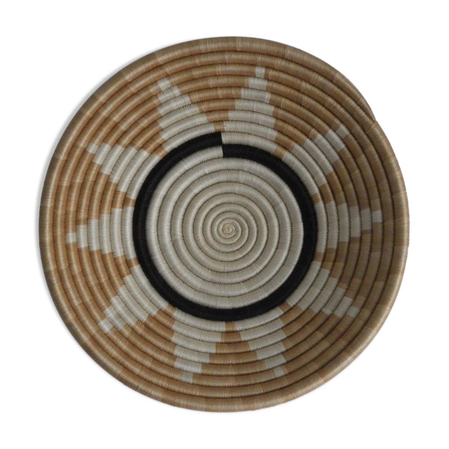 African mural basket