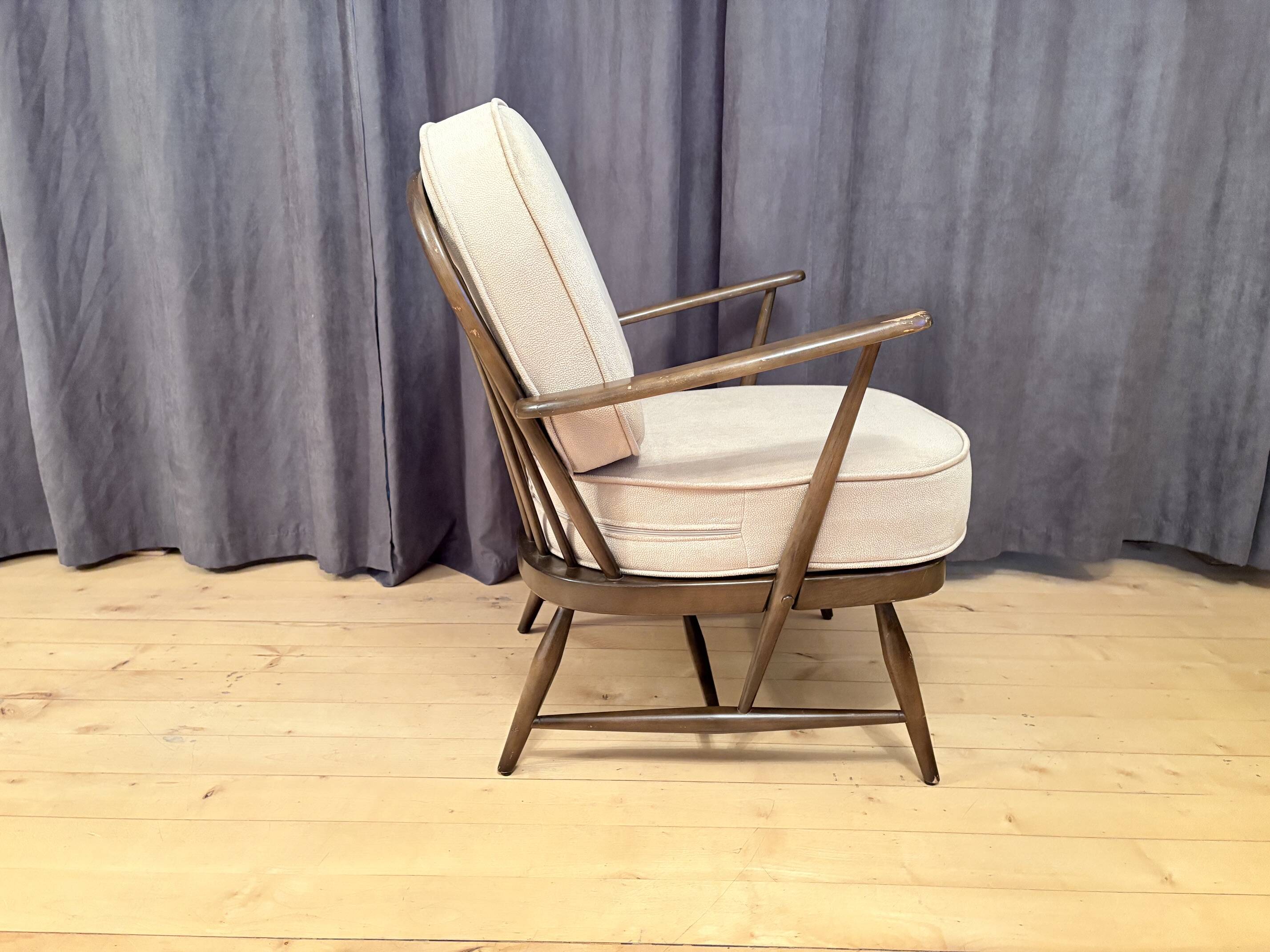 Windsor Armchair by Lucian Ercolani, Ercol, UK, 1960s