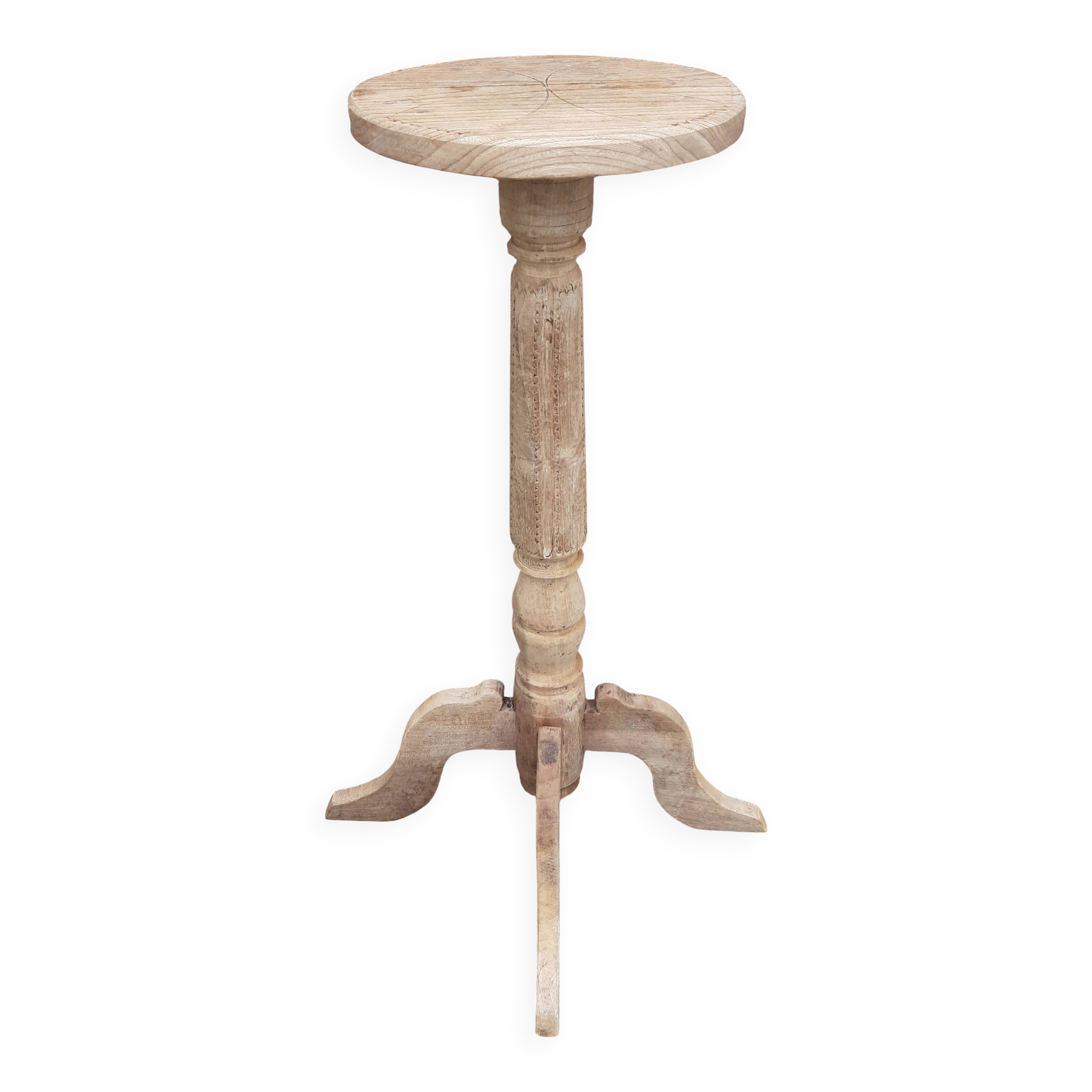 Side table, end table, coffee table or occasional table. (1950s)