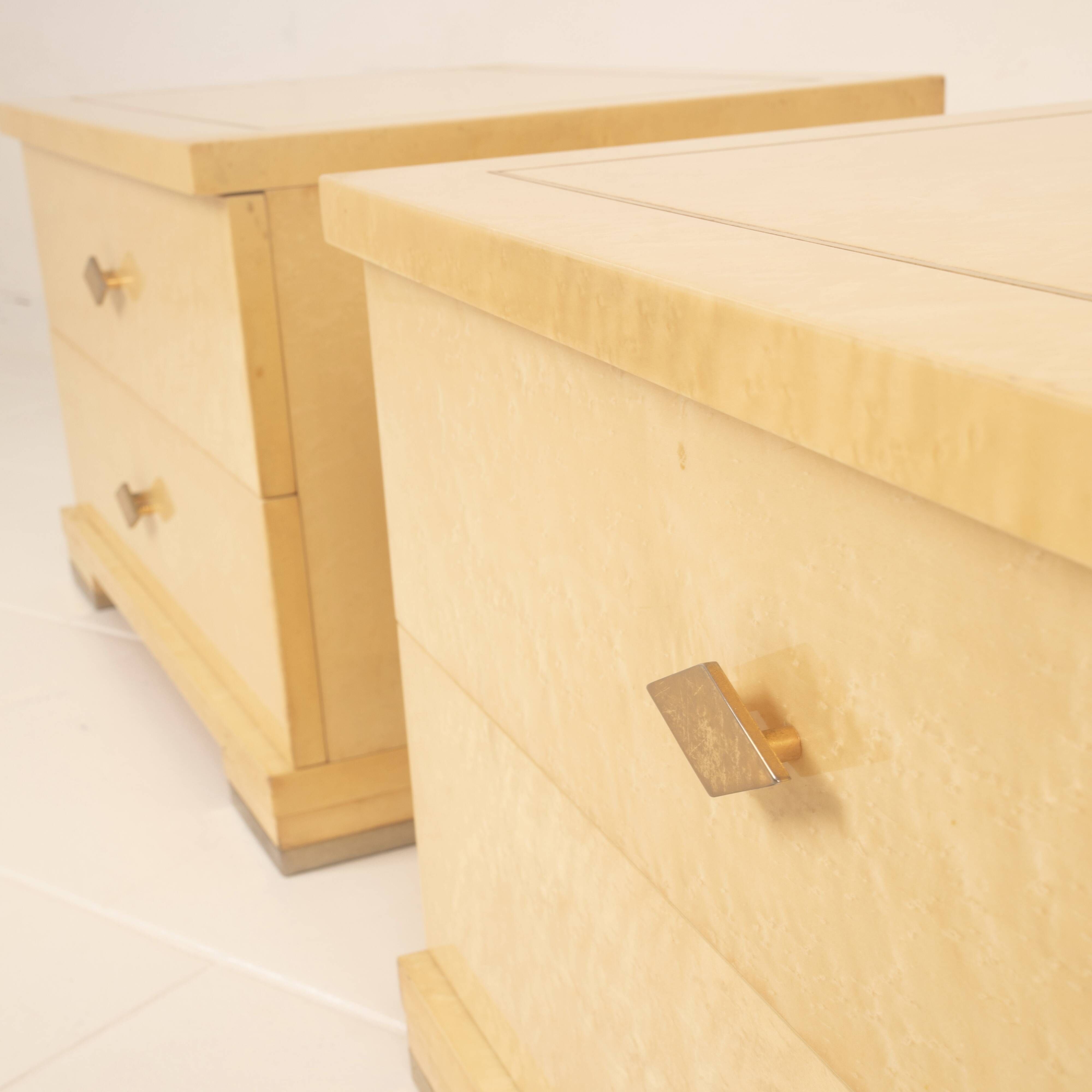 Gianluigi Gorgoni Italian Maple Burl and Brass Nightstands for Fratelli Turri