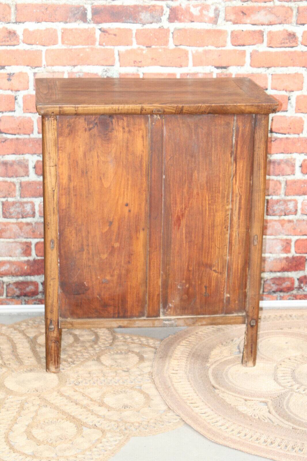 Armoire chinoise du XIXème.