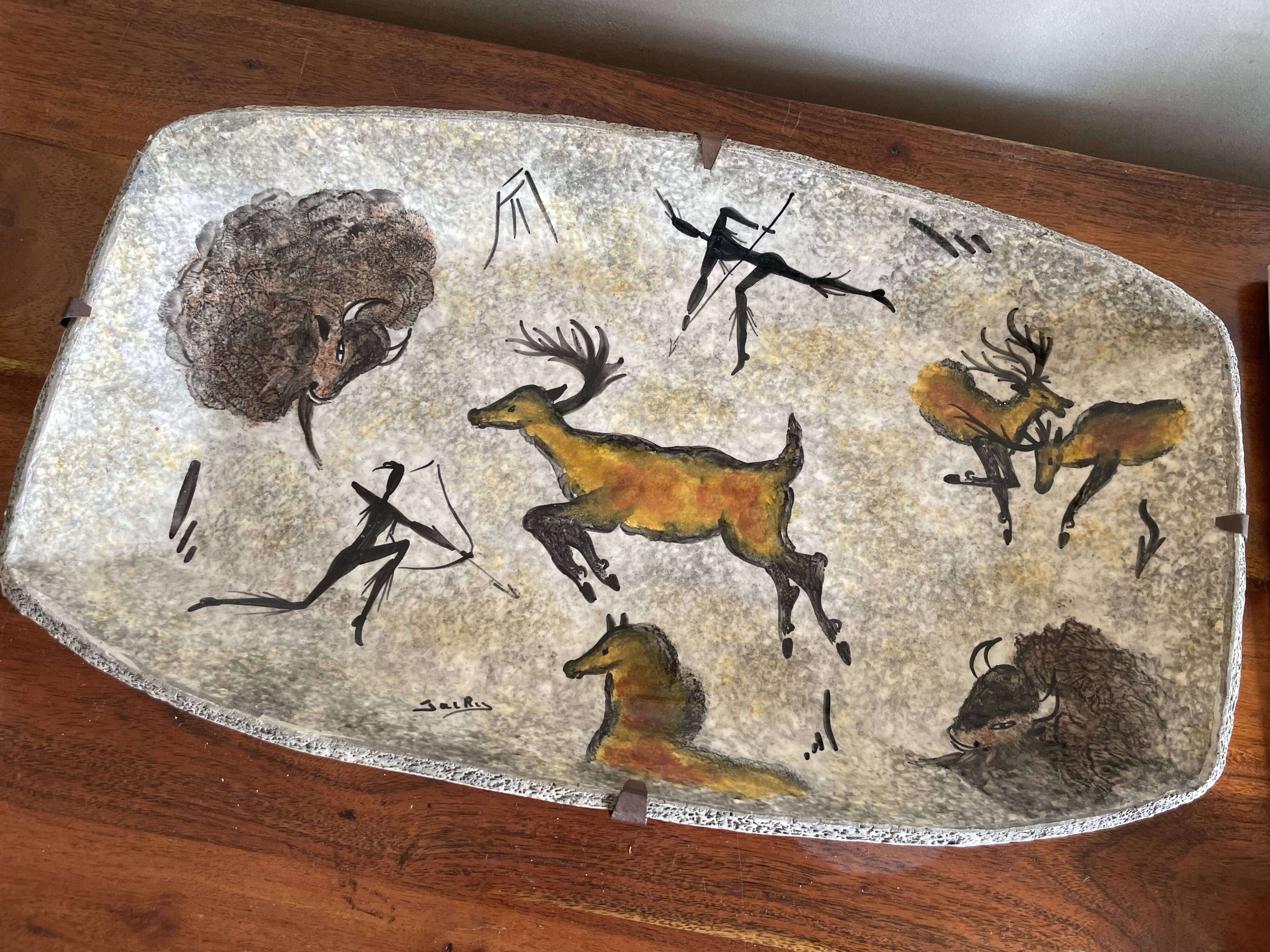 Plat Vallauris signed Jacky cave of Lascaux rock painting