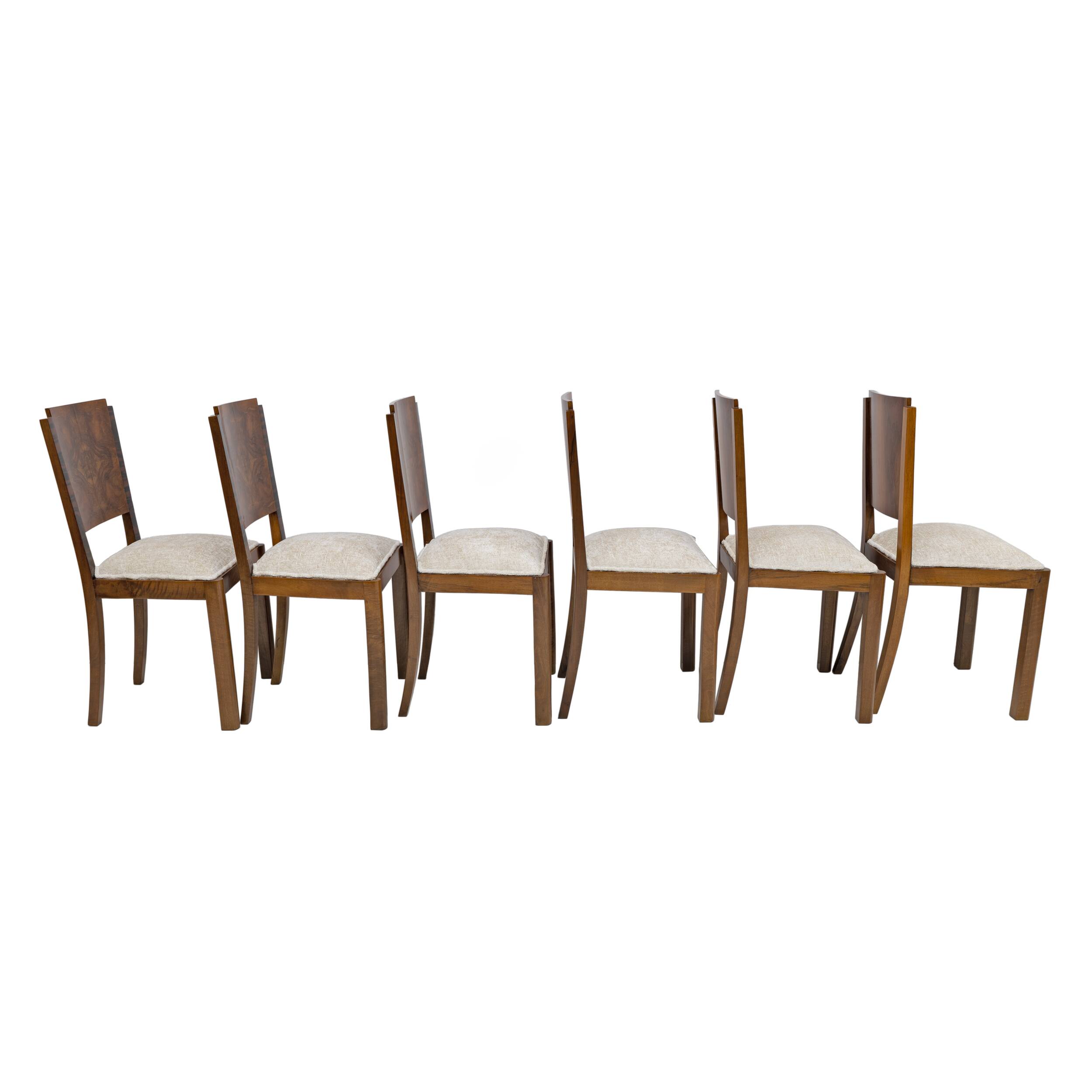 Six Art Dèco Italian Walnut Dining Chairs, 1940s