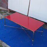 Table basse en laiton plateau en verre rouge