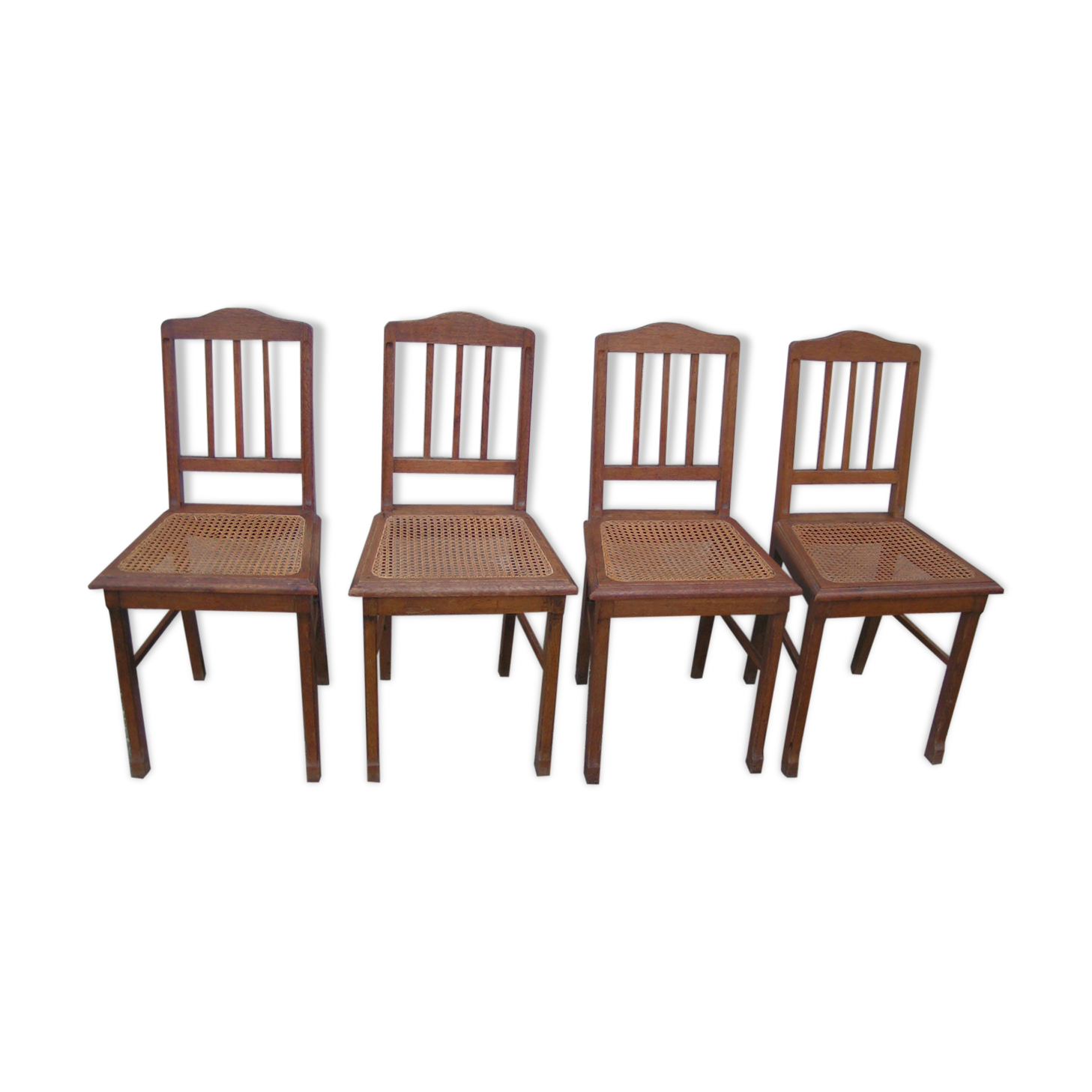 4 chaises cannées en chêne