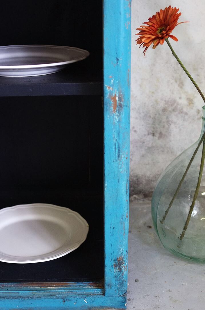 Buffet, former furniture workshop