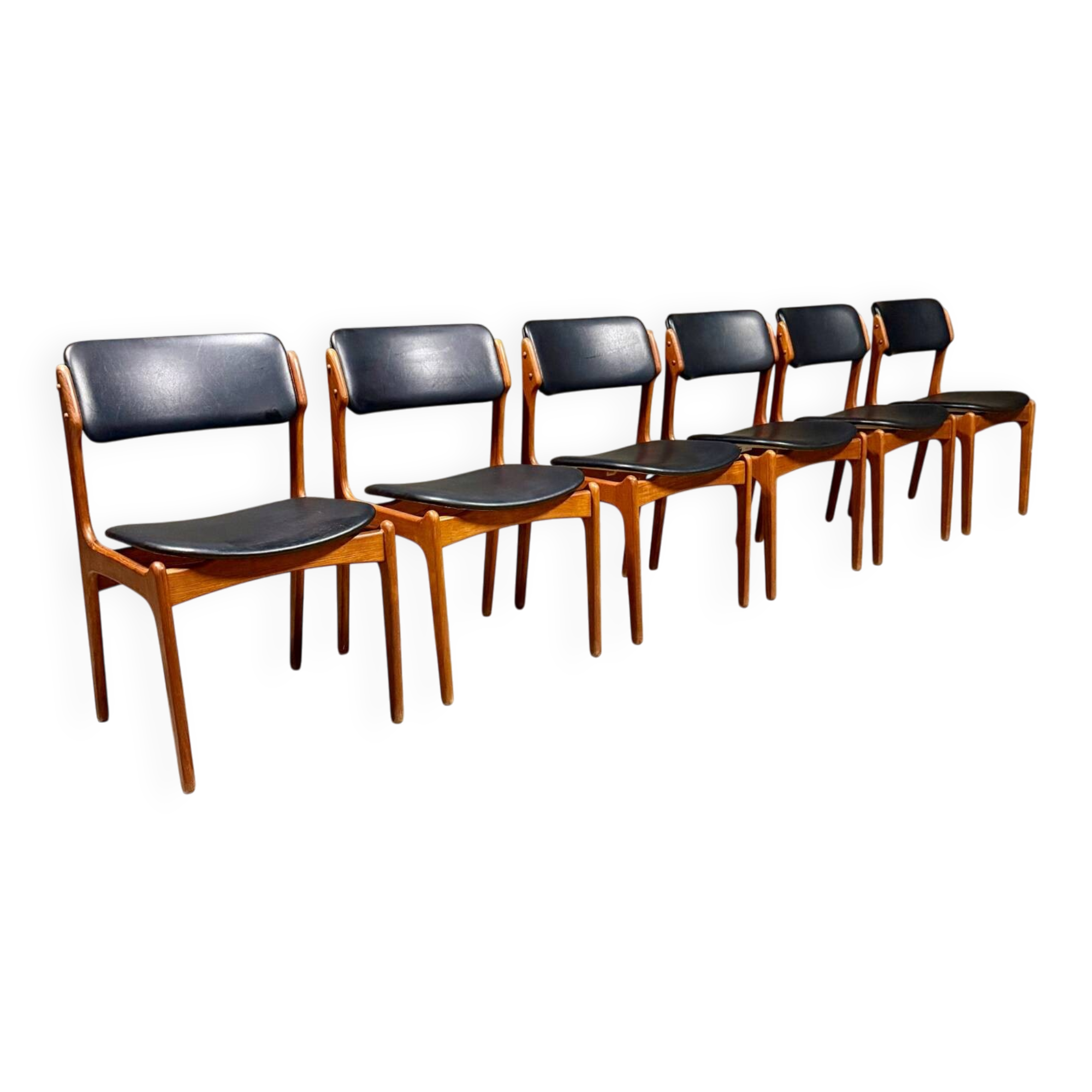 6 Erik Buch chairs