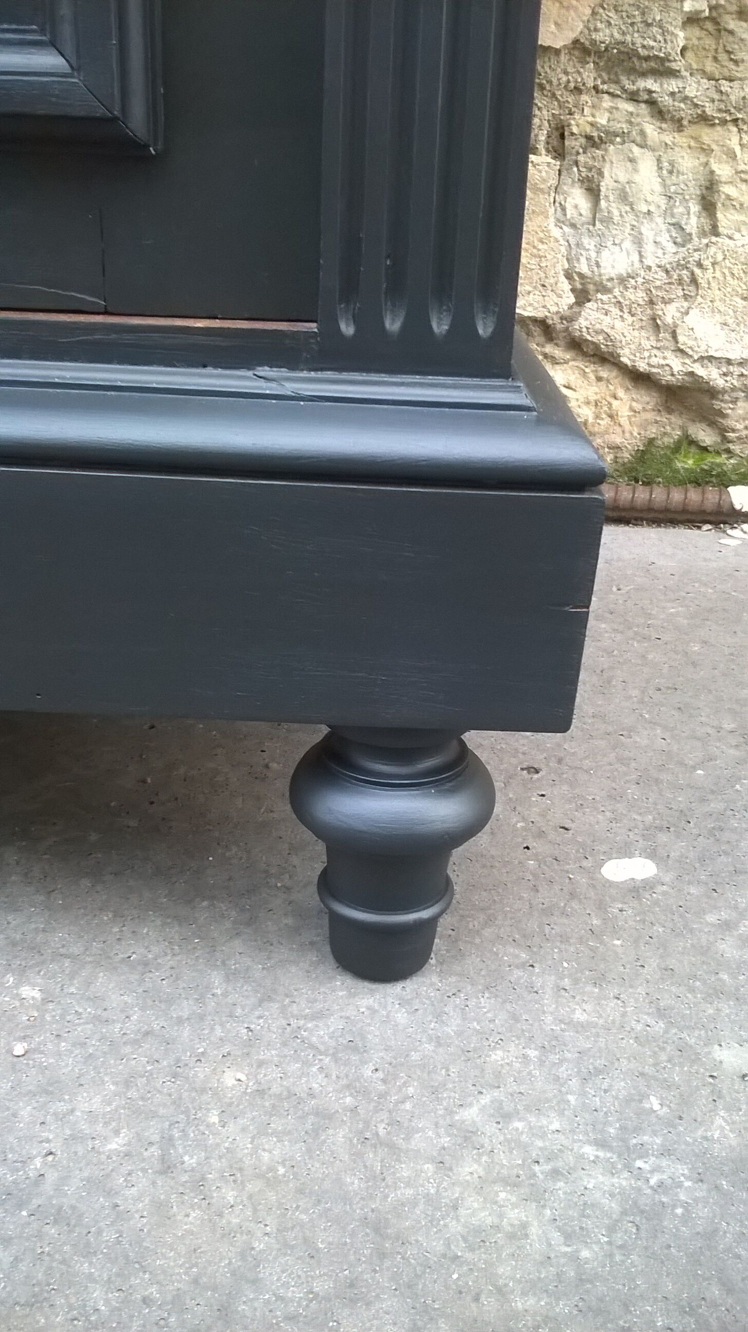 Parisian showcase cabinet