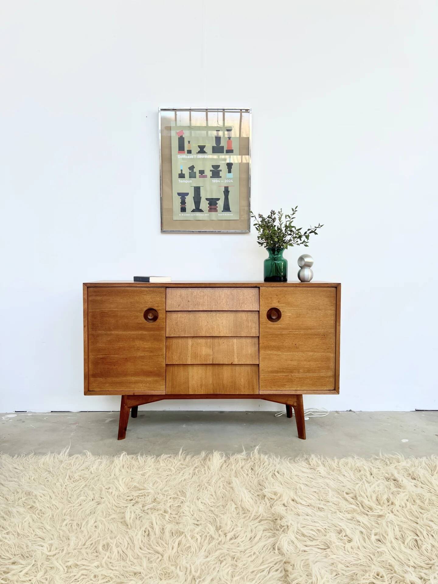 Mid-century teak sideboard, 2 doors 4 drawers — brutalist spirit