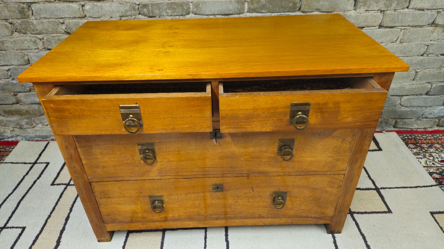 Solid walnut chest of drawers from the 1960s.