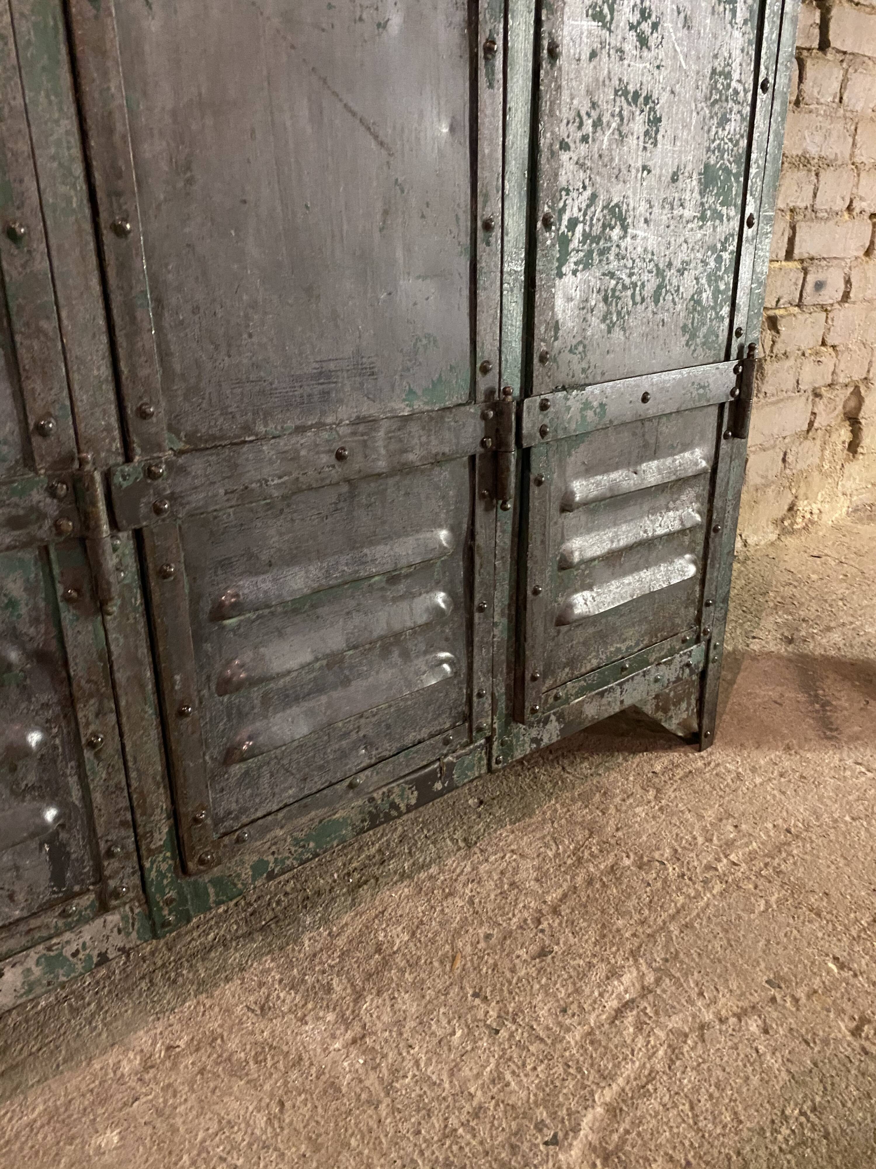 Riveted industrial vest 1920 original color