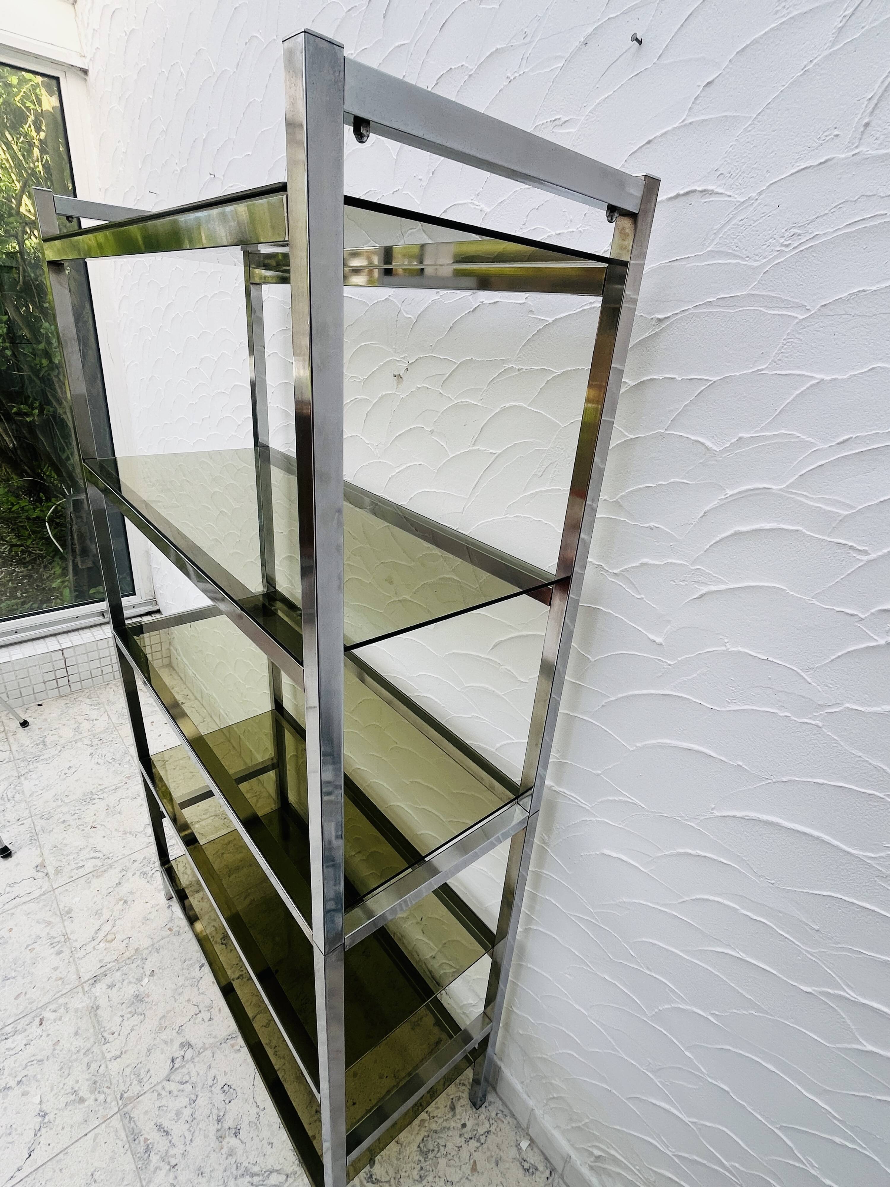 Vintage Italian design shelf in chrome and smoked glass from the 1970s.