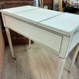Dressing table with shutters