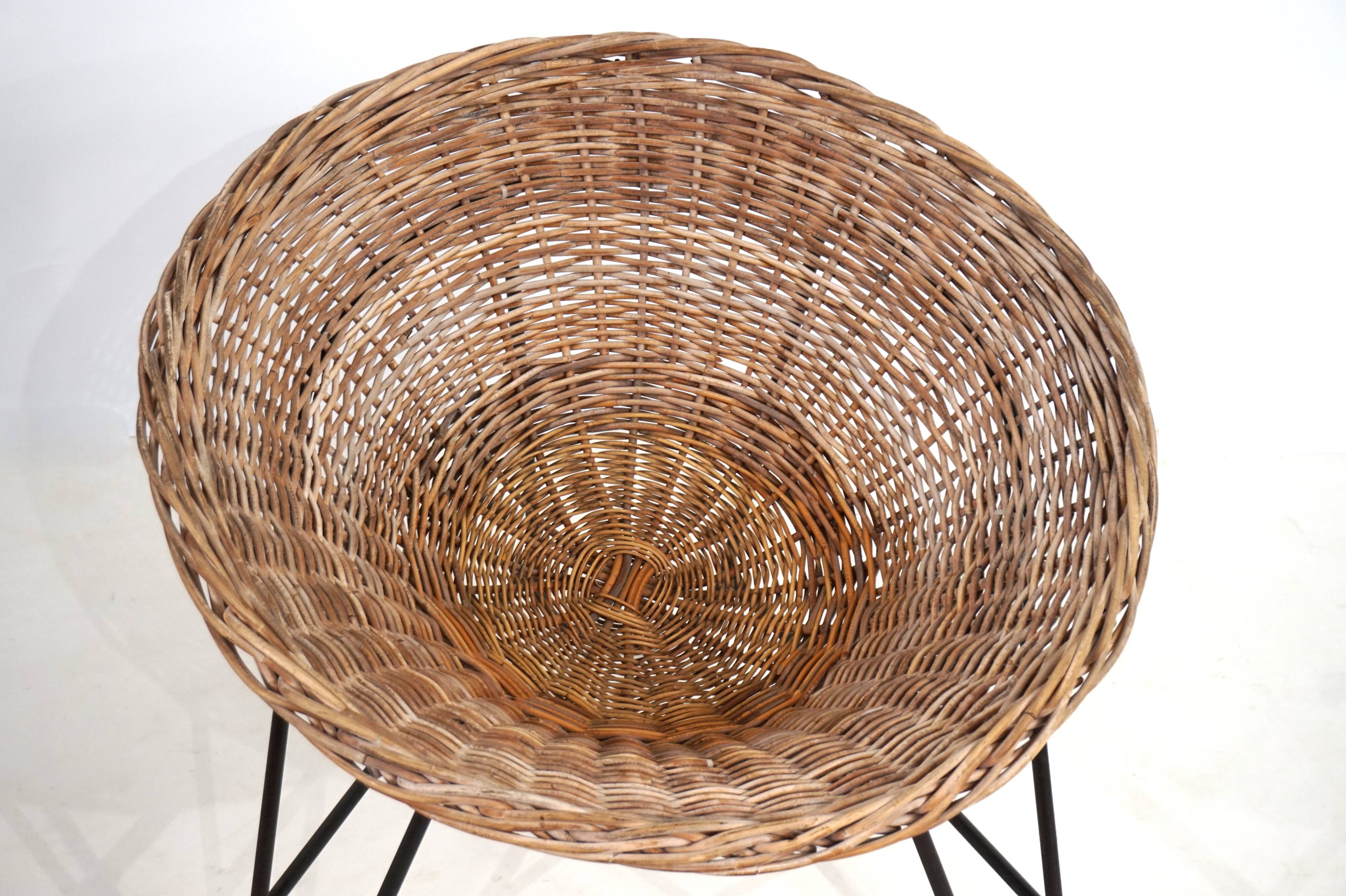 Rattan basket pod lounge chair, 1960