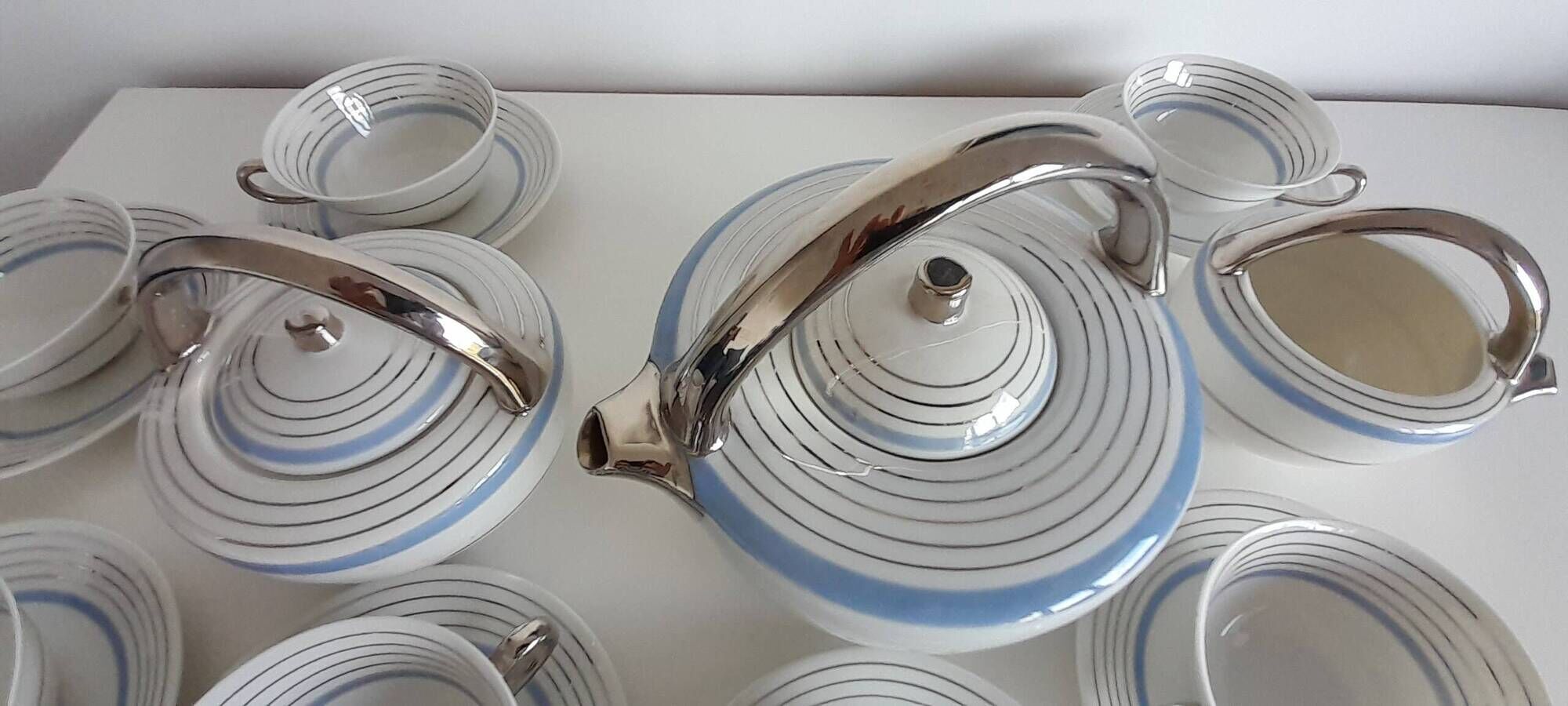 Art Deco tea and coffee service in Limoges porcelain Charles Arenfeld