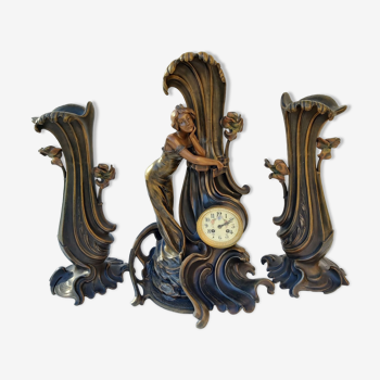 Pendule Art Nouveau signée A. Lesueur et A de Ranieri h 61 cm
