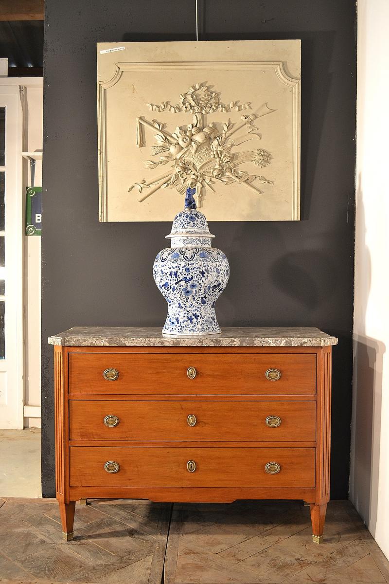 Commode de style Louis XVI