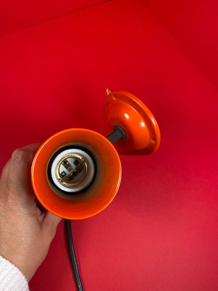 Spot lita orange vintage