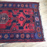 Hand knotted Persian rug - 210x126cm